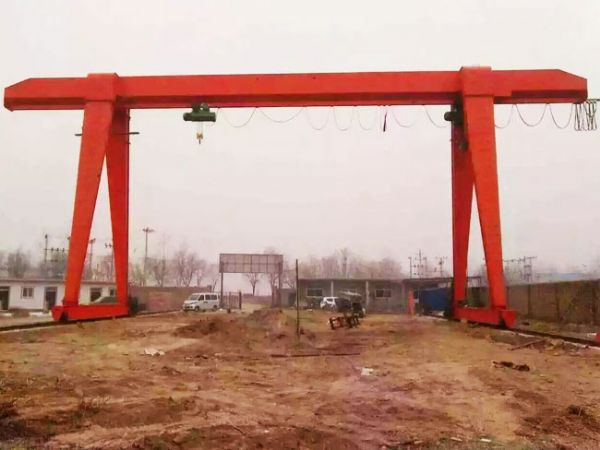 電動(dòng)葫蘆門(mén)式起重機(jī)(箱式)